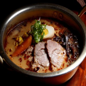 赤鳥地獄叉燒拉麵