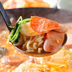 【歐霸部隊鍋】泡菜燒肉