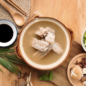 潮州生煲肉骨茶680g±15g 特價：$215