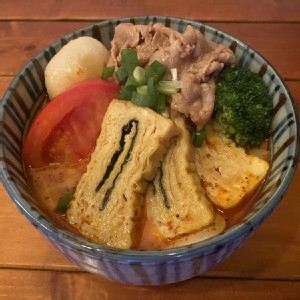 【赤鳥深夜拉麵】地獄梅花豬烏龍麵 特價：$85