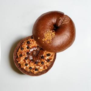 【甜蜜點】焦糖脆脆花生巧克力驚喜貝果(奶素)