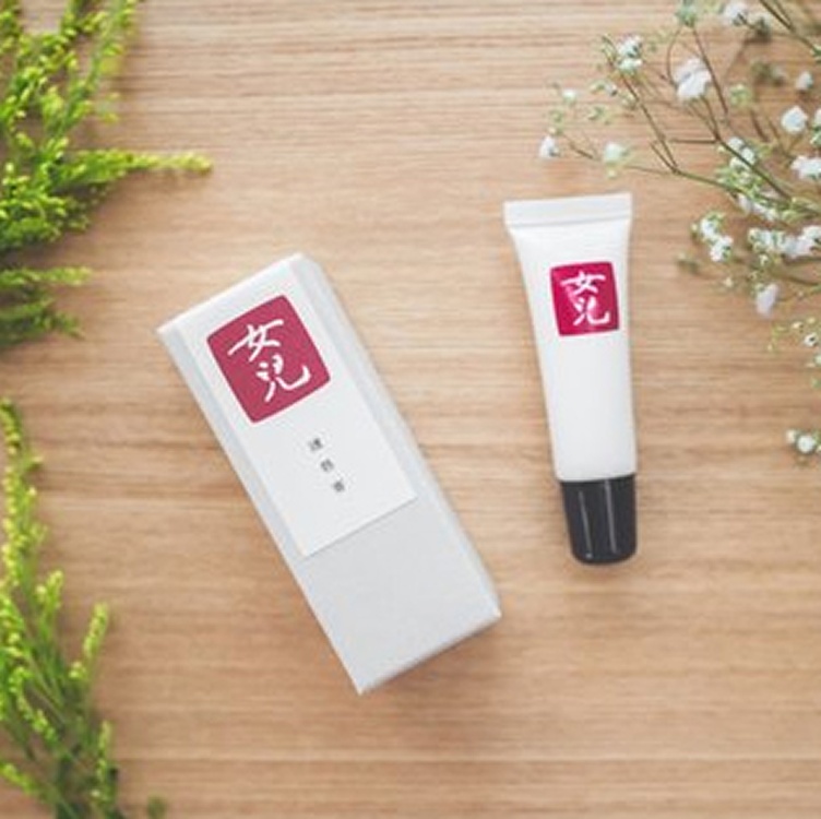 女兒 護唇膏