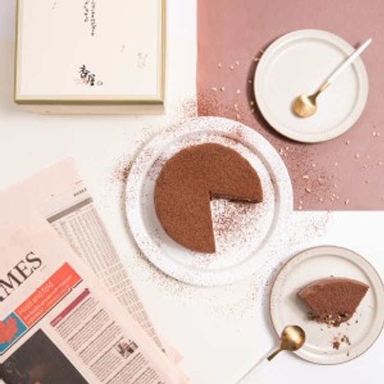 【台中杏屋】招牌爆漿乳酪蛋糕巧克力-浪漫