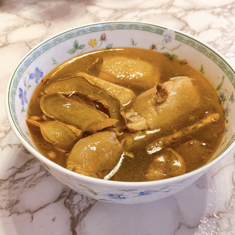 【主播楊中化爆漿大貢丸】私房紅燒牛肉麵/麻油雞湯(任選)