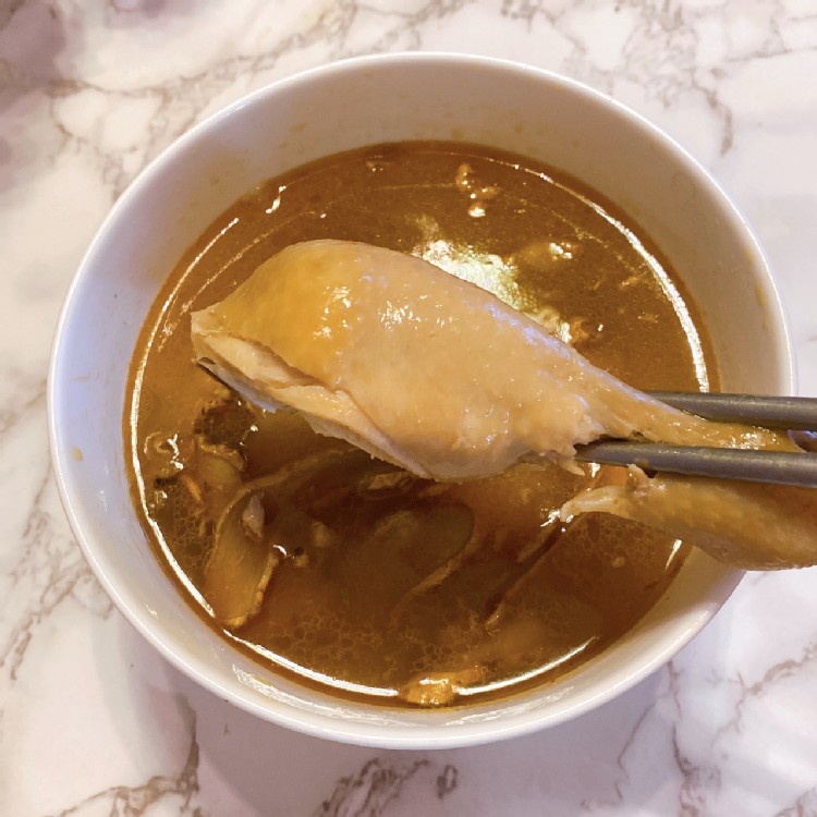 【主播楊中化爆漿大貢丸】私房紅燒牛肉麵/麻油雞湯(任選)