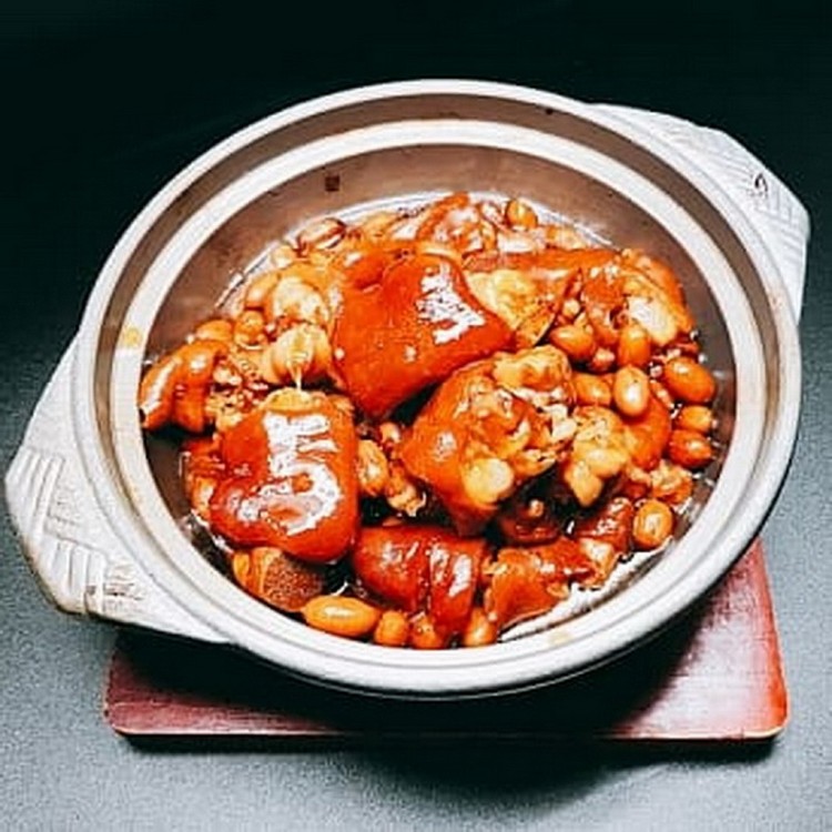 【鄧師傅】元寶花生豬腳