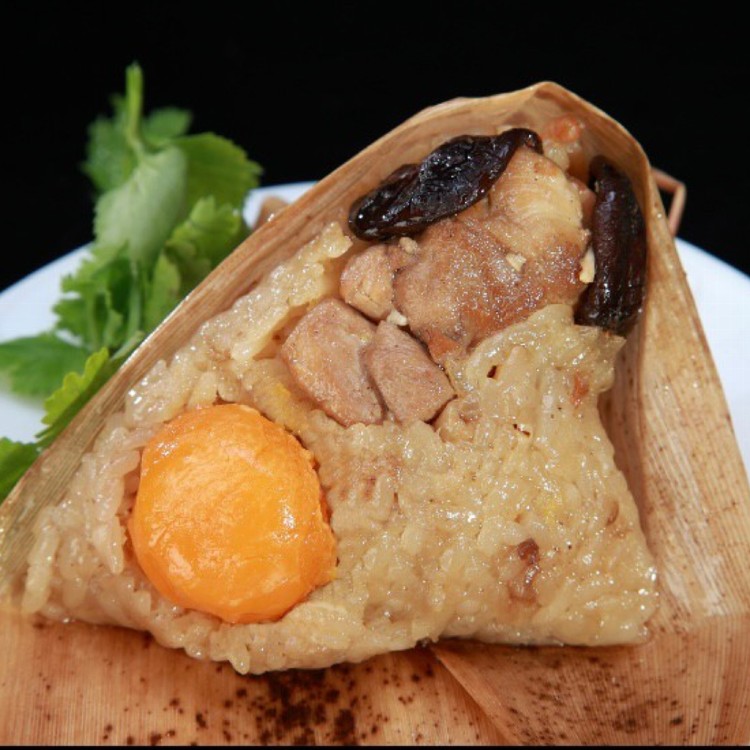 【上禾油飯】香菇雞腿蛋黃粽