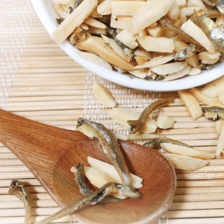 [滿額禮]單筆訂單金額滿1000元，滿額禮送本館商品隨機贈送2包