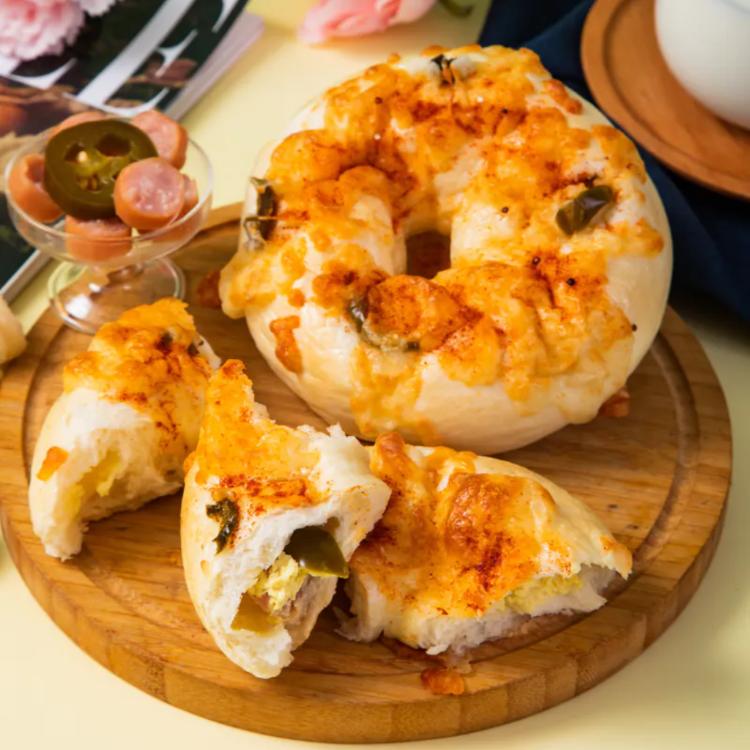 【查理布朗烘焙】墨西哥脆腸貝果-葷(BO006)