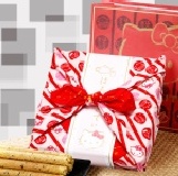 HELLO KITTY芝麻蛋捲禮盒（方巾版） ★嚐鮮價330元★★2010冬季限量新品★