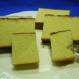 40年老店~綿密原味-彌月蜂蜜蛋糕~ 市價80~NG價65元~不附盒子 特價：$65