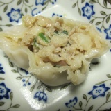 侯家食品-手工高麗菜水餃 特價：$120