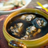 首烏皇帝雞 特價：$120