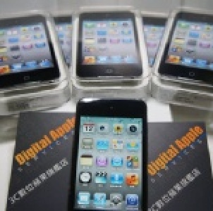 iPod touch4 全新未拆封壓克力盒裝 8G 團購價 $6500