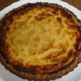 《黑框地平線》手工餅乾作坊─純手工義式檸檬塔8吋成本價限量試吃 原價540，流血價250。滿20個贈主購1個，