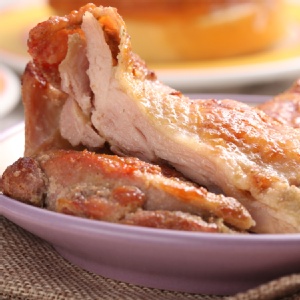 【快樂大廚】鮮嫩去骨蒜味腿排 特價：$25