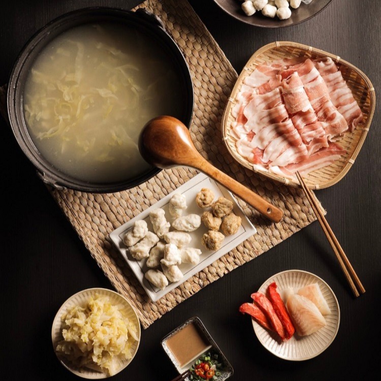 【四平小館】酸菜白肉鍋 任選