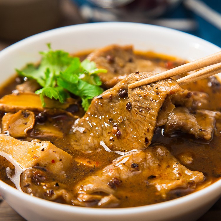 【快樂大廚】香辣麻四川麻辣水煮牛肉