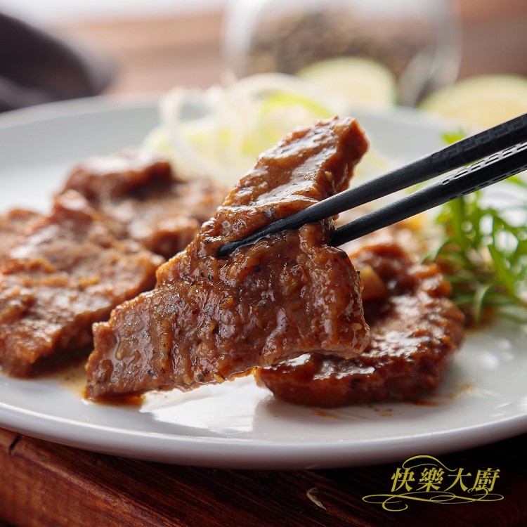 【快樂大廚】黑胡椒醬燒嫩肩牛小排