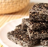 台灣製!老師傅養生手工黑芝麻軟糖 天然原味健康零嘴 試吃價~傳承的好味道~ 不含防腐劑, 新鮮現做~拜拜的健康好選擇.