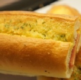 花蓮滿庭芳烘焙*。香蒜起司堡。* 20組成團加贈主購一組,合單2500元免運費! 特價:$28 花蓮滿庭芳烘焙*。香蒜起司堡。* 20組成團加贈主購一組,合單2500元免運費! 特價:$28