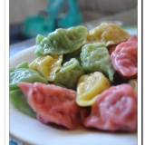 顏媽手工水餃~繽紛餃 特價：$175