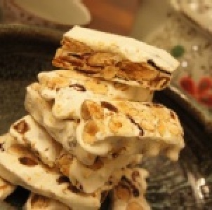 花蓮滿庭芳*。純手工牛軋糖。*( ^ O ^ )b姆哥大推薦。年貨搶先購 NEW!!