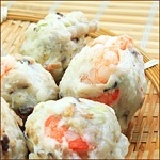 南海豐【純手工－香菇花枝蝦丸】 滿滿花枝塊加上蝦仁攪和美味，搭配香菇、油蔥，讓您口口吃到細膩~(600g/每包)