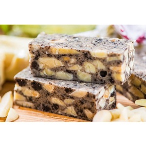 黑旋風杏仁牛軋糖 特價：$180