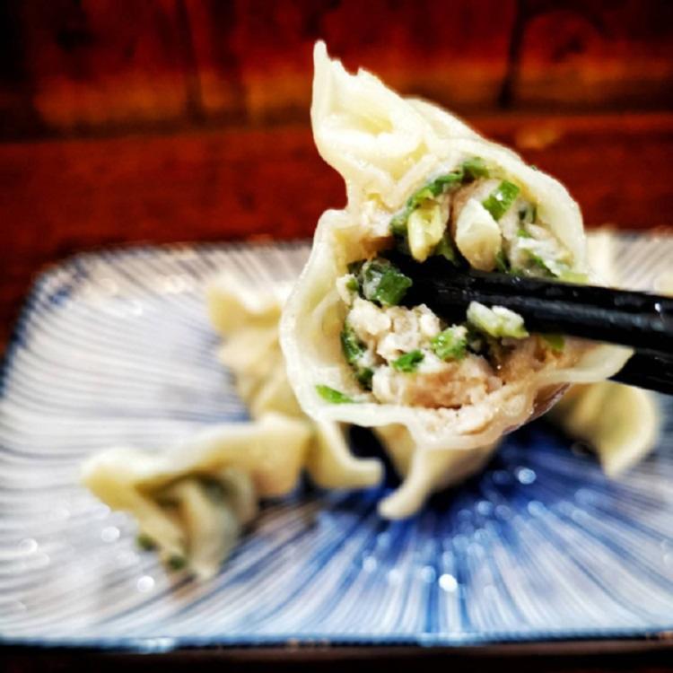 【鹿港圓環頂麵館】手工鮮肉水餃(蔥肉/高麗菜/韭菜)任選2包