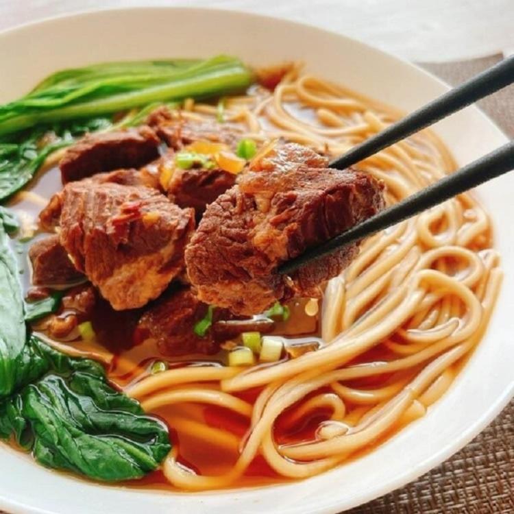 【河小田】酸菜牛肉麵520g