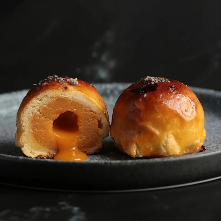 【La one】獨家綜合8入禮盒(菠蘿蛋黃酥X經典費南雪)