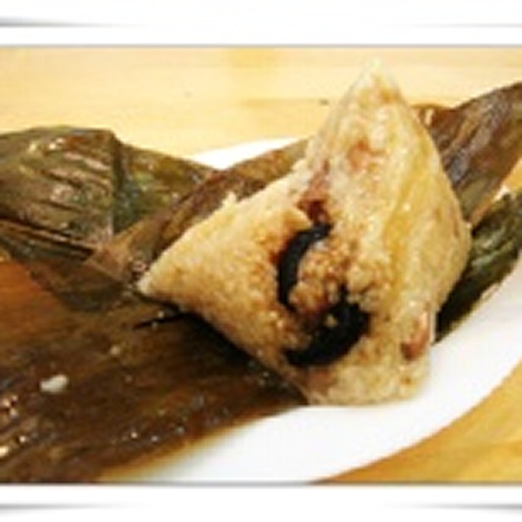 香菇花生蛋黃肉粽