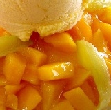 【芒果冰島】 ~芒果鮮果肉搭配冰淇淋~綿綿冰~情人果,幸福地溶化在您口中~500g 特價：$110