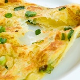 金瓜抓餅 (南瓜) 1包/10片，食材升級再加倍！每三包就有1大顆嚴選南瓜！