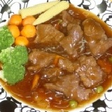 33. 蠔油牛肉 320克 * 特價：$40