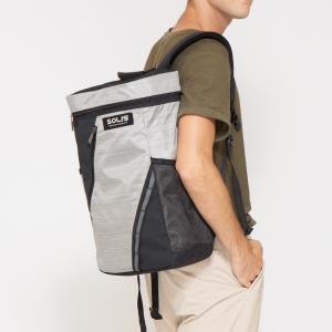 福利品【SOLIS】星燦銀系列桶型後背包-璀璨銀