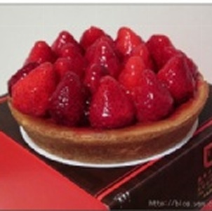 6吋-草莓乳酪派(販售季節約於12月至4月初)