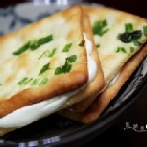 【屏東高樹─珍珍】之手工鮮蔥夾心餅乾(一斤裝約47小包)