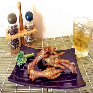 古早味煙燻大雞腳