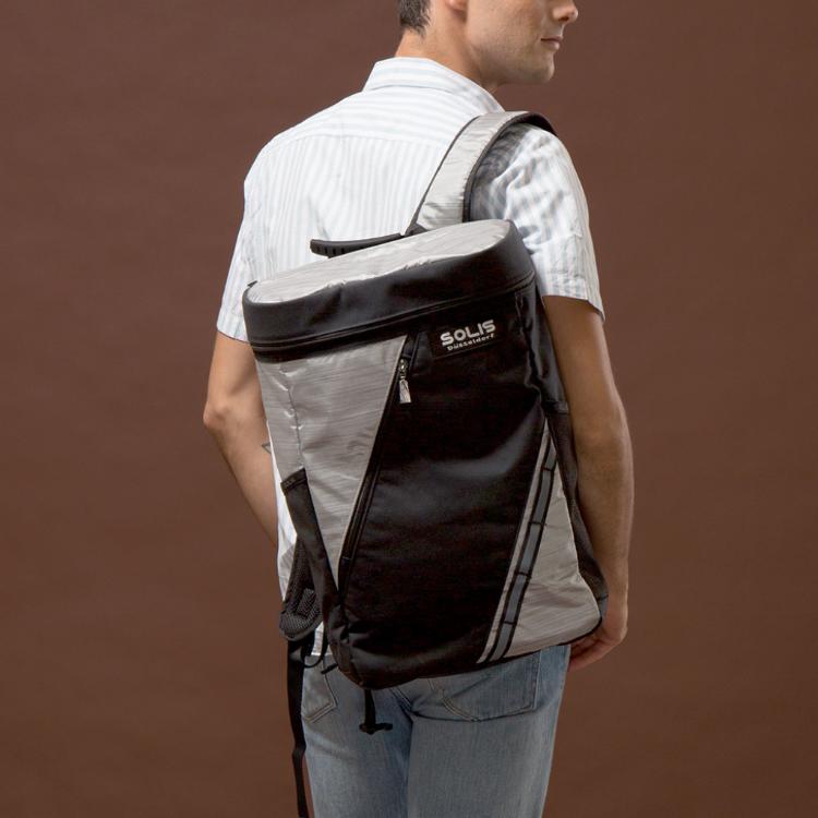 福利品【SOLIS】星燦銀系列桶型後背包-銀幻黑