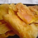 【玉井愛文芒果乾】 300g裝只要190元 當季鮮採現做的喔~嚐鮮要快! 特價：$190