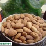 【生杏仁果】《易買健康堅果零嘴坊》用於烘焙.精力湯.沙拉或烤一下就非常好吃喔 1包300g只要130元哦!