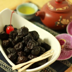 碳燻烏梅李 300克