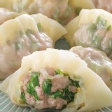 豬肉韭菜熟水餃 (買一送一)