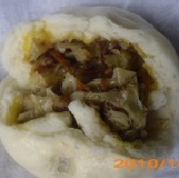 手工包子- 高麗菜包(素) 特價：$100