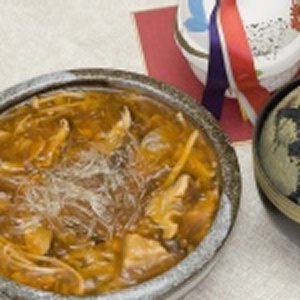 蹄膀魚翅羹/古早味辦桌菜/600ccPP碗裝 特價：$65