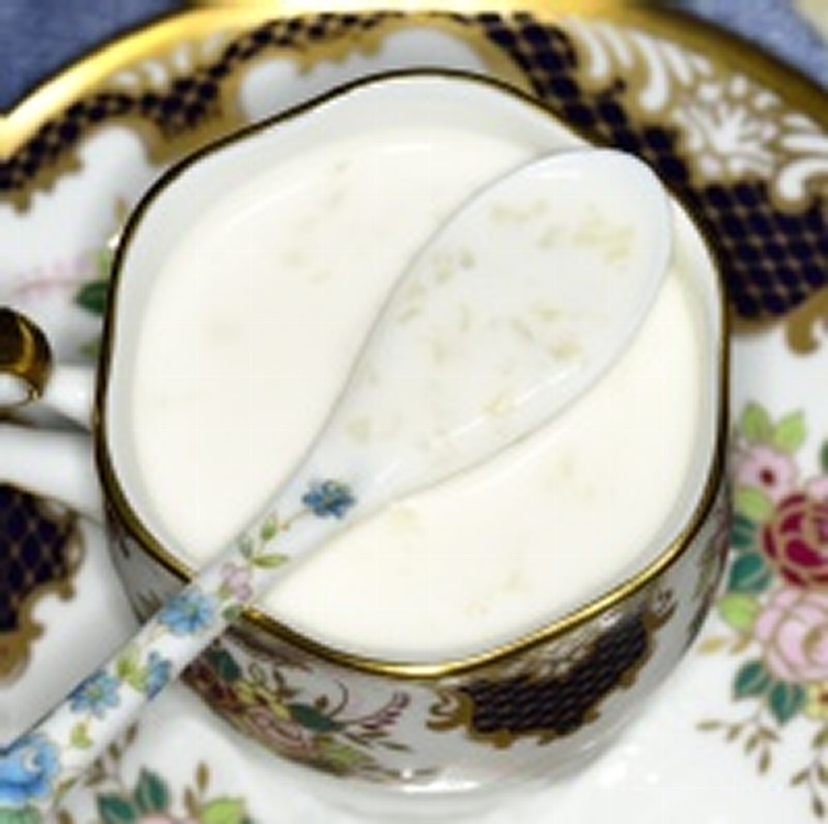 異麥芽寡糖杏汁雪耳/六星級極品養生甜點/