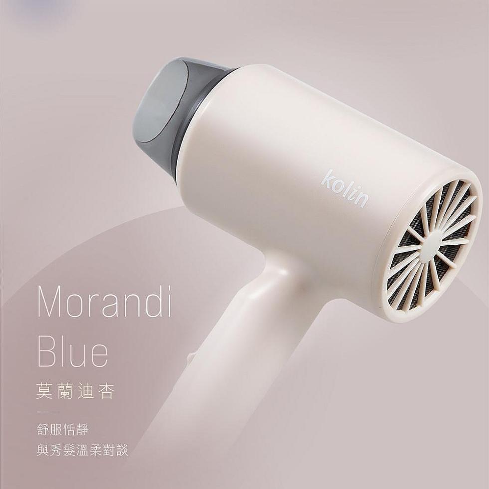 莫蘭迪杏，舒服恬靜，與秀髮溫柔對談。