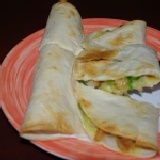 香濃雞肉起司煎餅 ( 不附莎莎沾醬 ) 1份包含2片煎餅